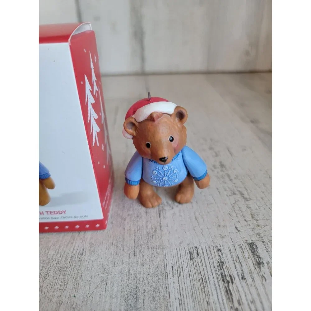 Hallmark hanging with Teddy ornaments Xmas